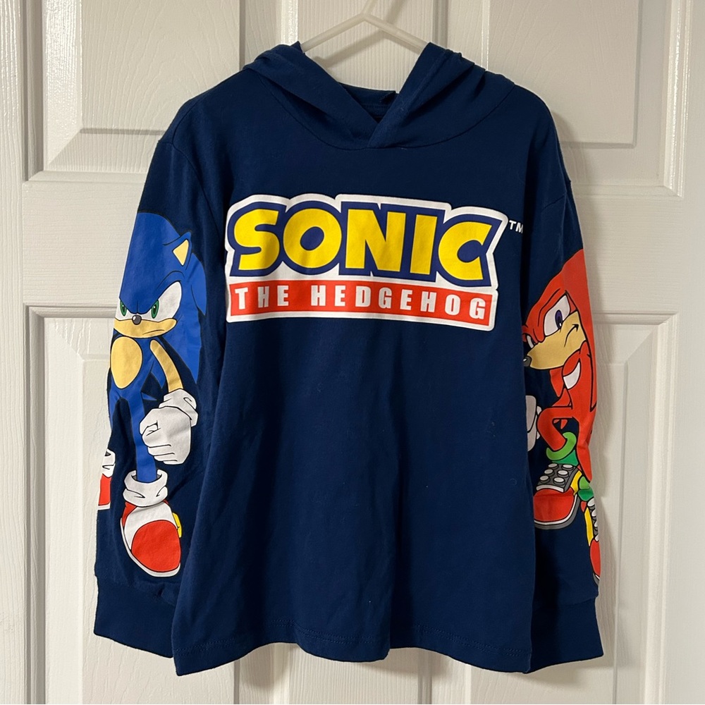 Sonic the Hedgehog hooded t-shirt. New without tags!